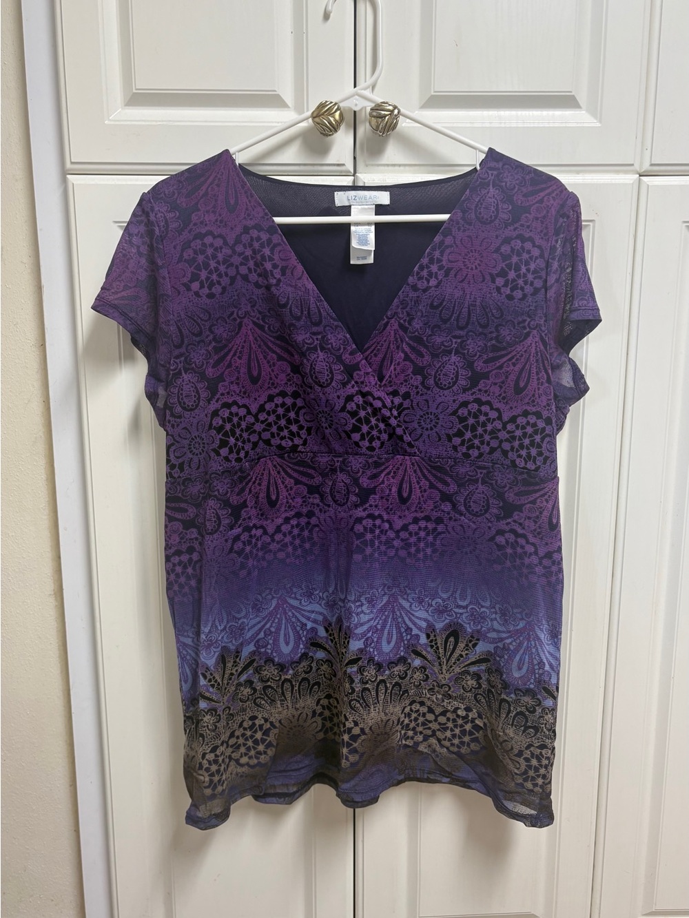LizWear Purple & Black V-Neck Short Sleeve Blouse Top Women’s XL